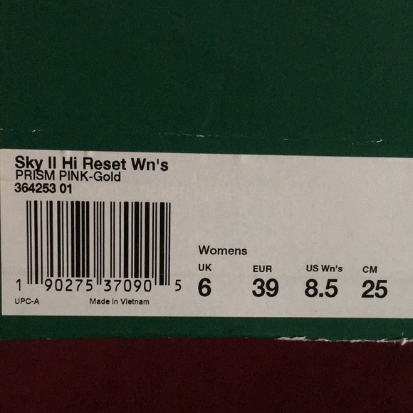 COPY - Brand new pumas - Picture 6 of 6